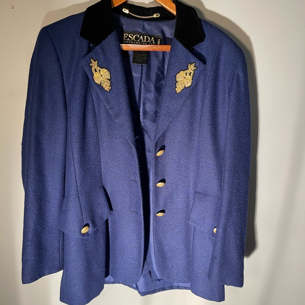 Vintage Escada wool blend blazer size 40